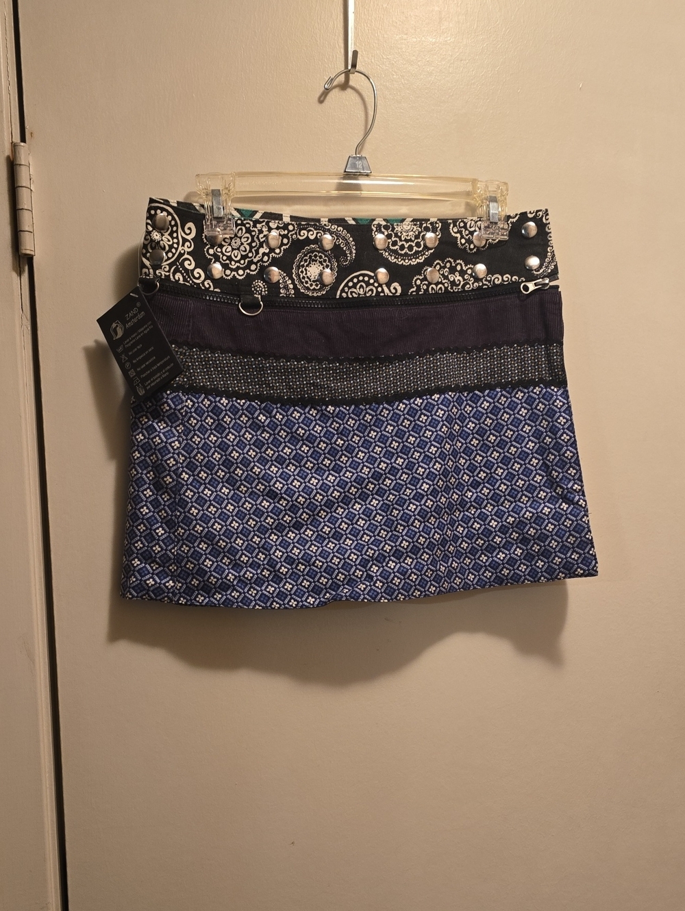 Patterned Blue Mini Skirt with Contrasting Waistband